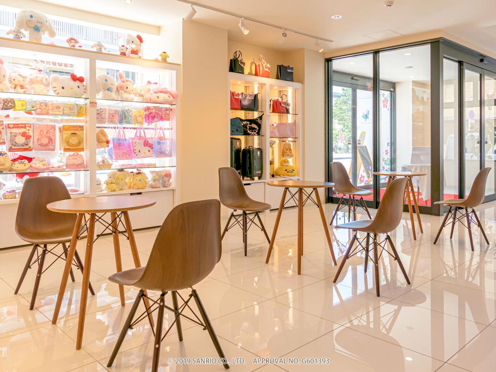 Hotel Okinawa With Sanrio Characters Naha Exterior photo