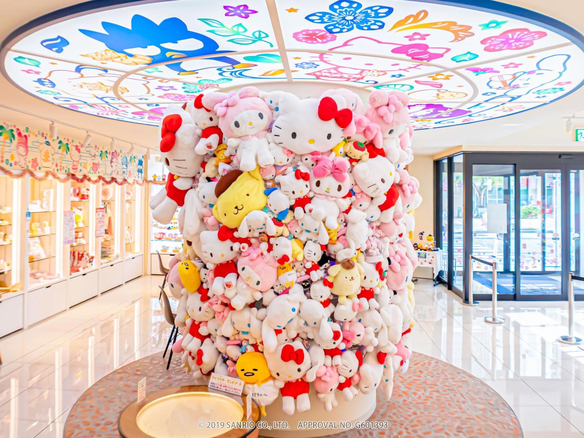Hotel Okinawa With Sanrio Characters Naha Exterior photo